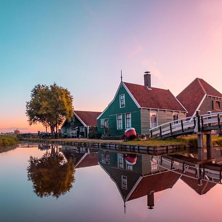 Apartamento Tinyhouse Woody At The Water Zaandam Exterior foto