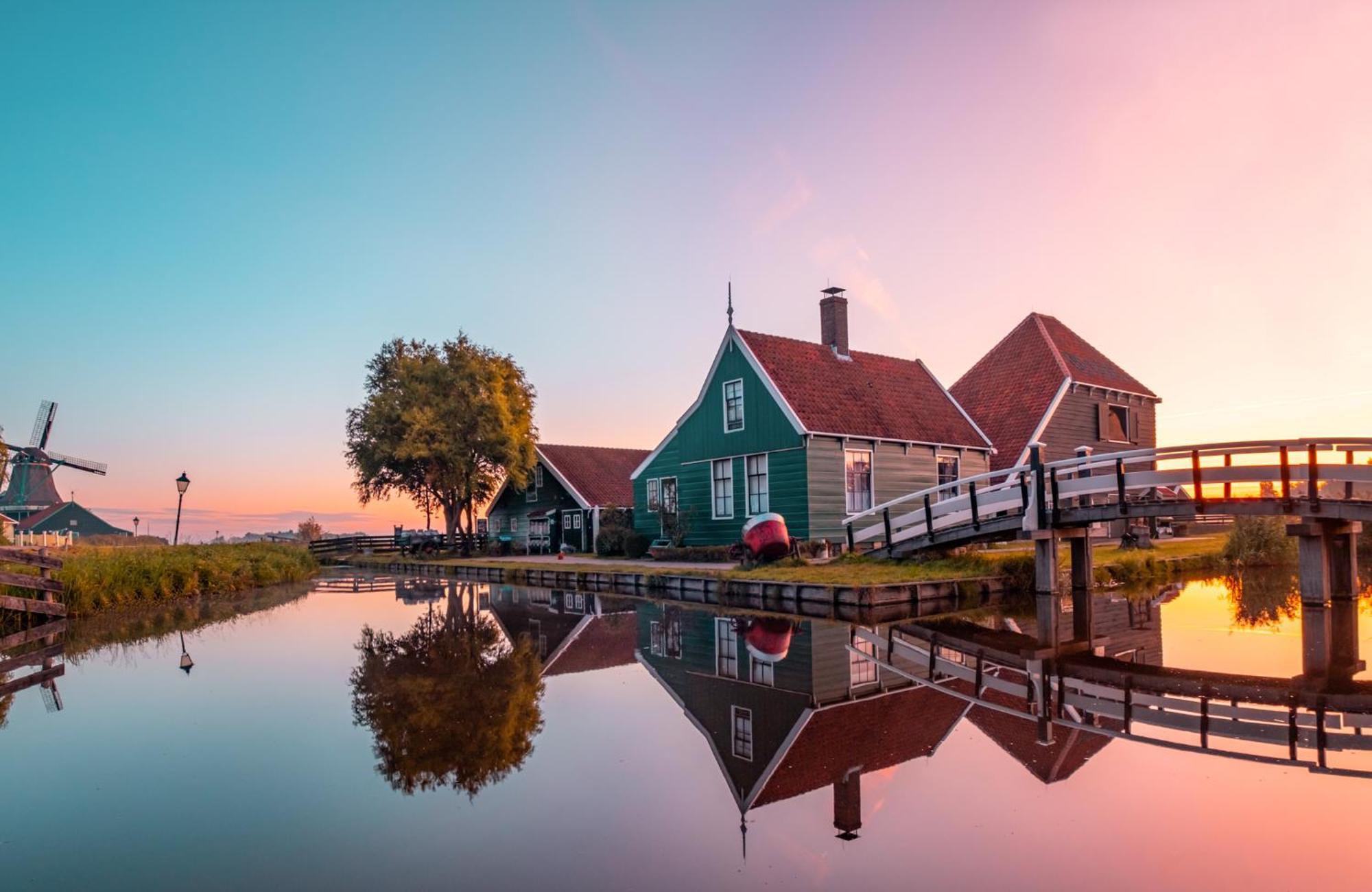 Apartamento Tinyhouse Woody At The Water Zaandam Exterior foto